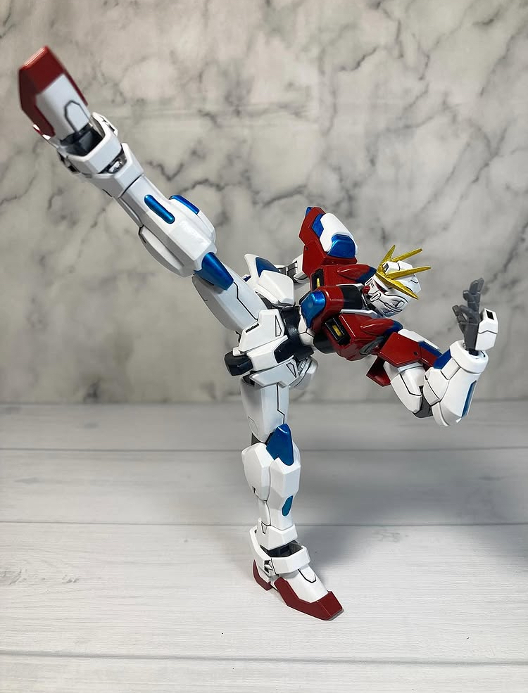 トライバーニングガンダム