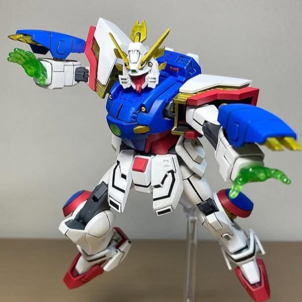 シャイニングガンダム