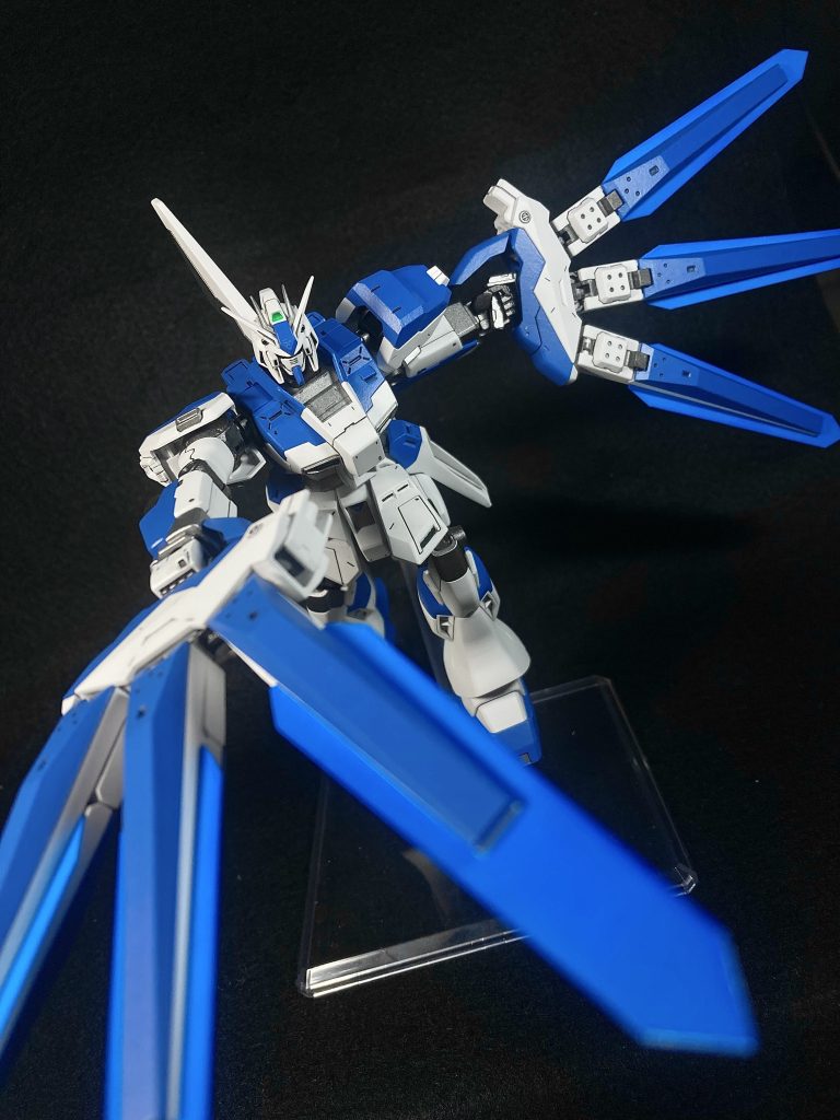 Hi-νガンダム(フィン•ファンネル強引改造)