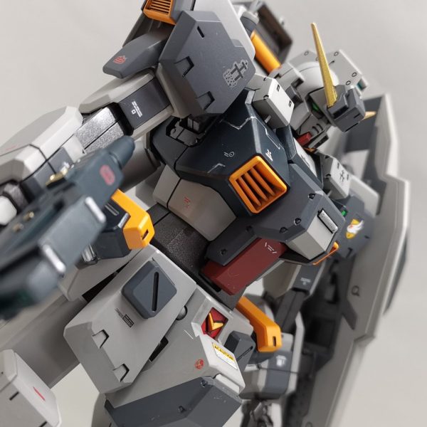 MG ガンダムTR-1［ヘイズル改］