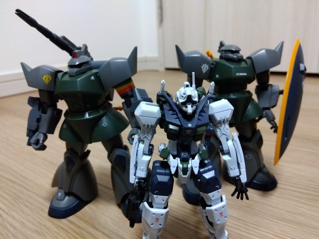 色合いは本家ゲルググとよく似ていますね。