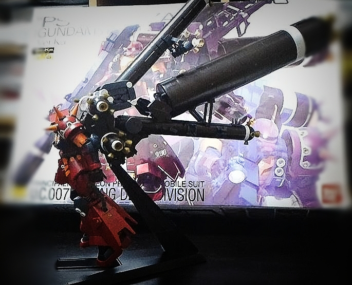 ペットボトル並みの大きさを誇るプロペラントタンク(武装がまだ追いついてない時に撮った物です)