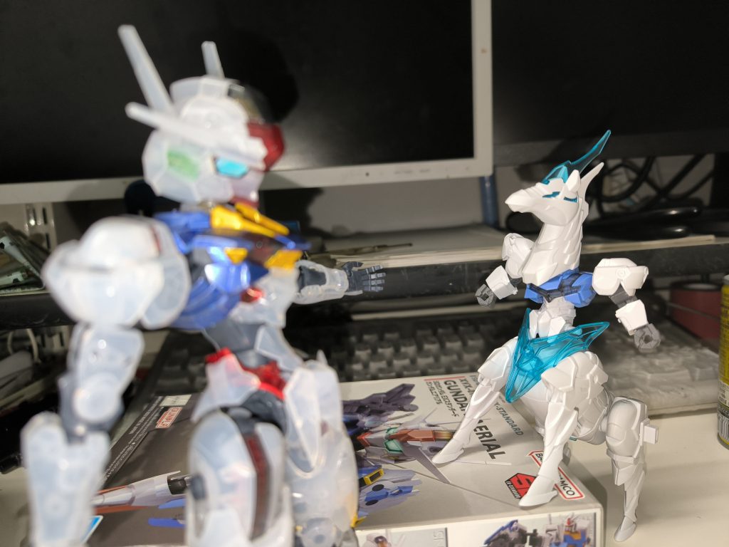 作品名：[二〇二六]迎春~午年”スレイプニール”♪♪♪<p>[真似ﾏﾈ~♪] エックスのフォロワーさんの改造例を参考に 余る予定のボディを活かせる組み合わせ にチャレンジ♪ チマチマ切り削り~併せ具合を具と具を合わせて……… オマケでイイ感じに可動も出来てる♪(笑)</p>
