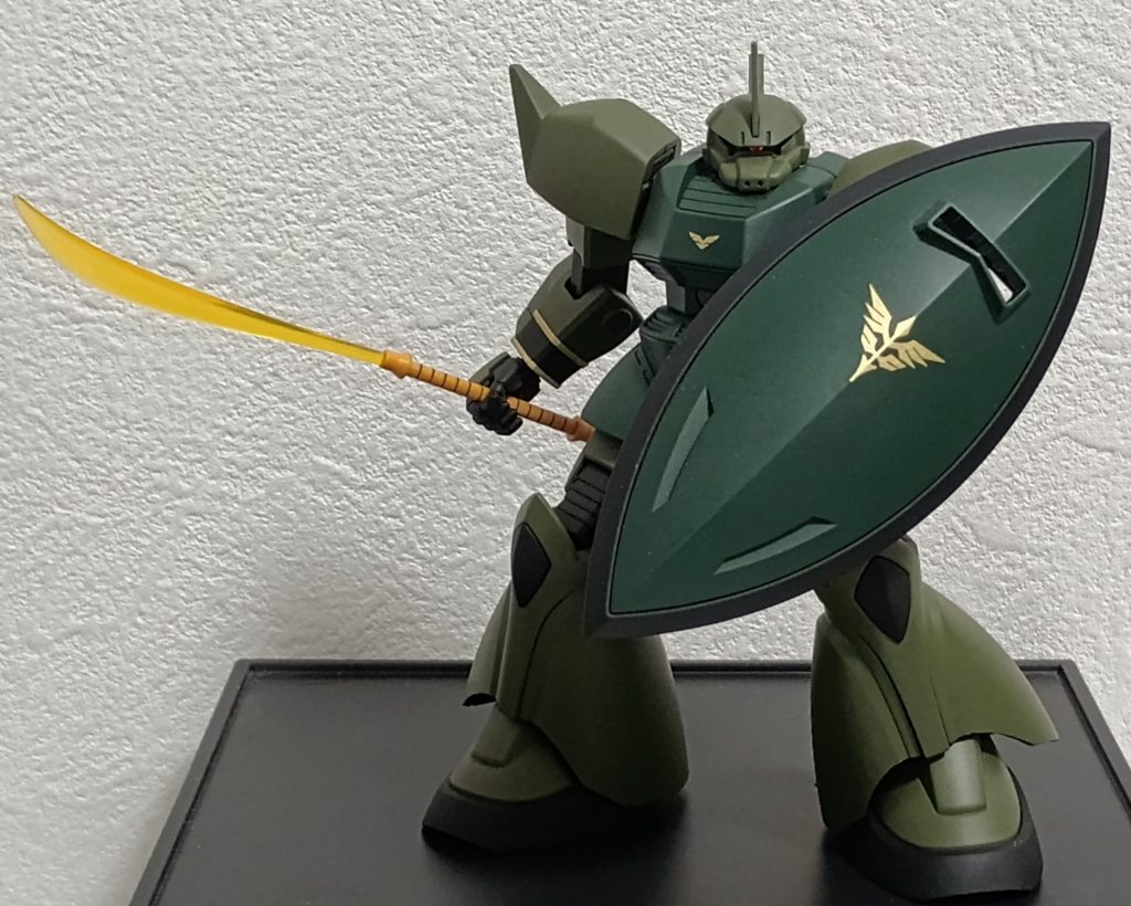 ゲルググ　袖付き仕様(金袖)