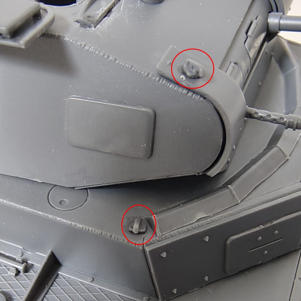 作品名：スケールの大きい方が…<p>制作段階で乾燥待ちとか寝かしている時間とか、自分のテンションを一回覚ましてる時間とかに別のキットに手をつけるので、今旧キットゴッグの他、ガンプラあと2つと2号戦車と作ってるんです。 戦車の1/48作った後に、1/35の方 [&hellip;]</p>
