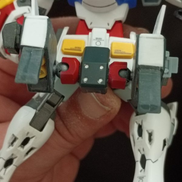 私は自分のOガンダム用に新しいブースターユニットを作りました。