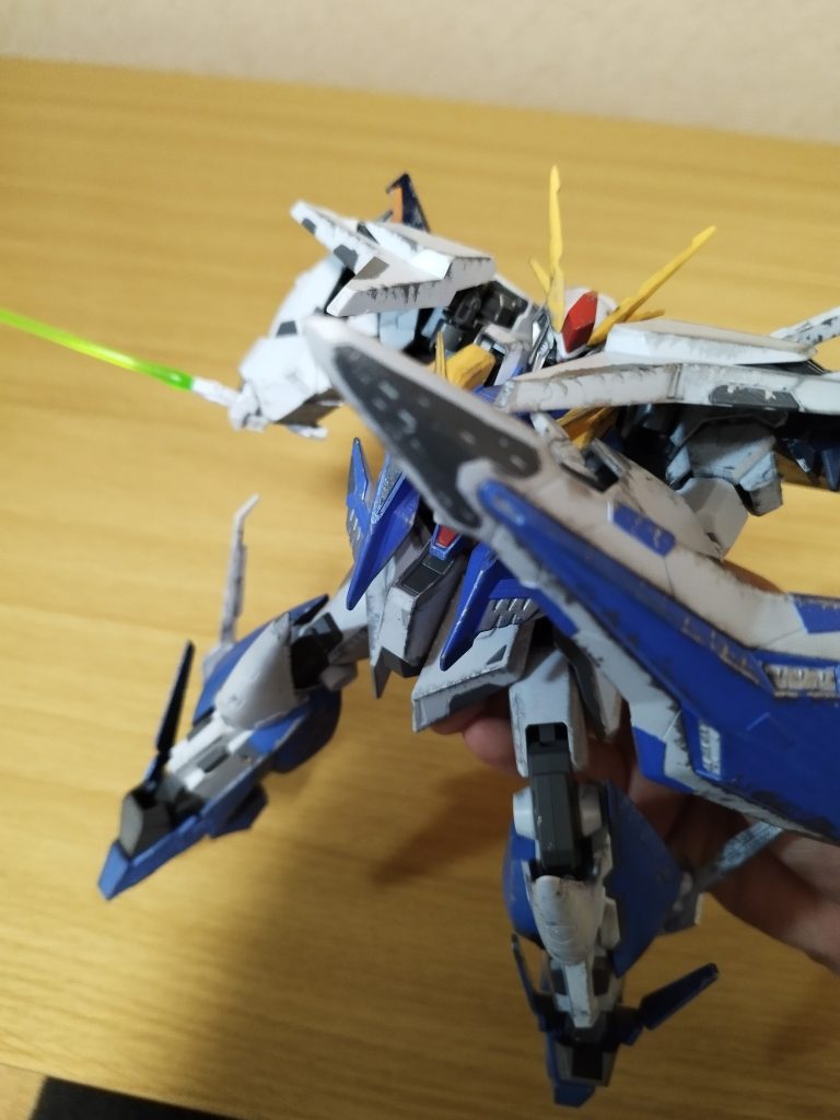 すこしサーベルでのポージング、、ポージング難しいw下手だけどみてね☆