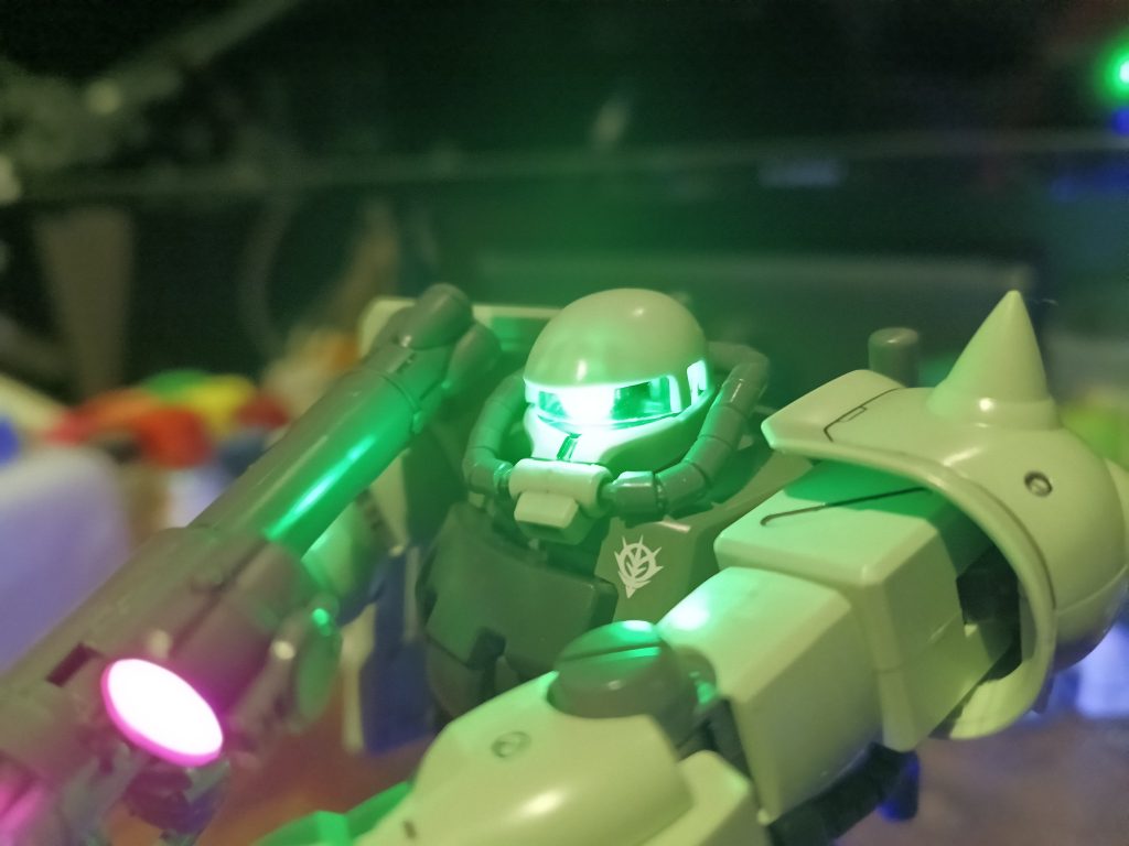 MG ザクIIF2 LED組込み