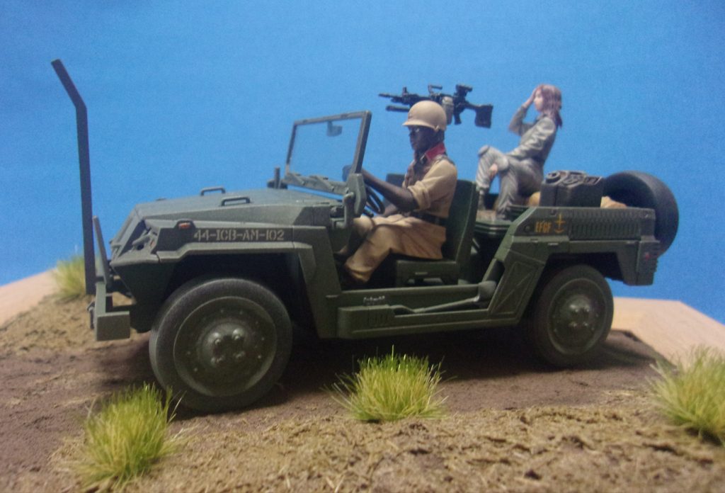 円匙その他の車載品はタミヤのキットから持ってきました。