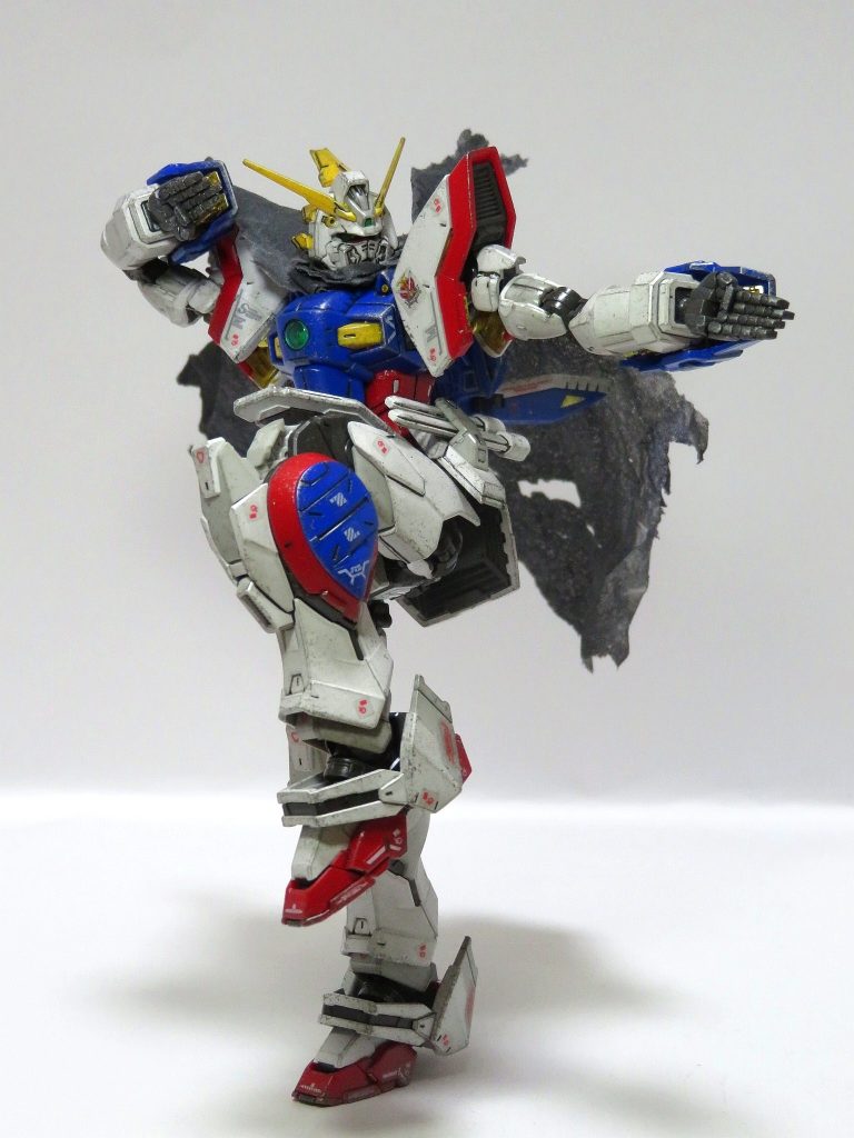 マスターガンダムのようなポーズ( ´ー`)