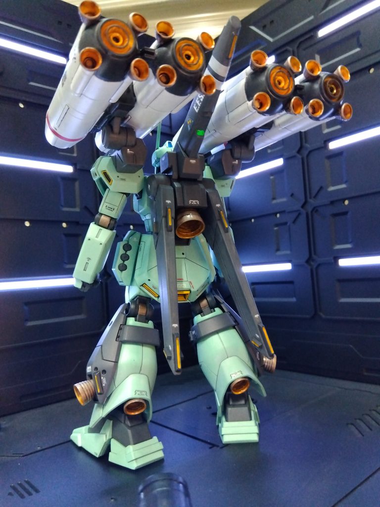 脚もスラスターも思ったより効果少な目な感じでした