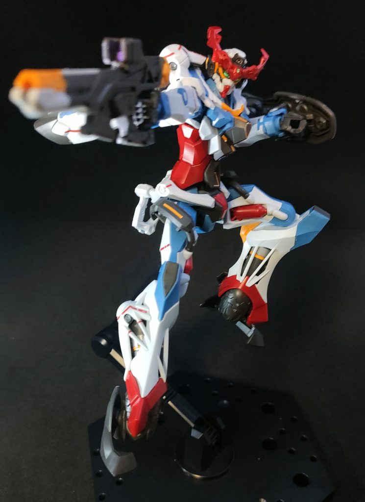 盗んだMSが主人公機になるのはどの世界線でも一緒ですね。