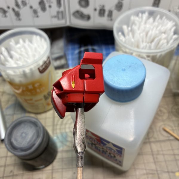 軽キャノンを作ったら、正史のガンキャノンも作りたくなって年末年始ちょうど売っていたので作り始めました。DSPIAEさんの水性アクリルマーカー、これホント便利です。ちょっとしたワンポイントに隠蔽力、発色ともに良く使い勝手良しコスパにタイパ良しです🤭（5枚目）