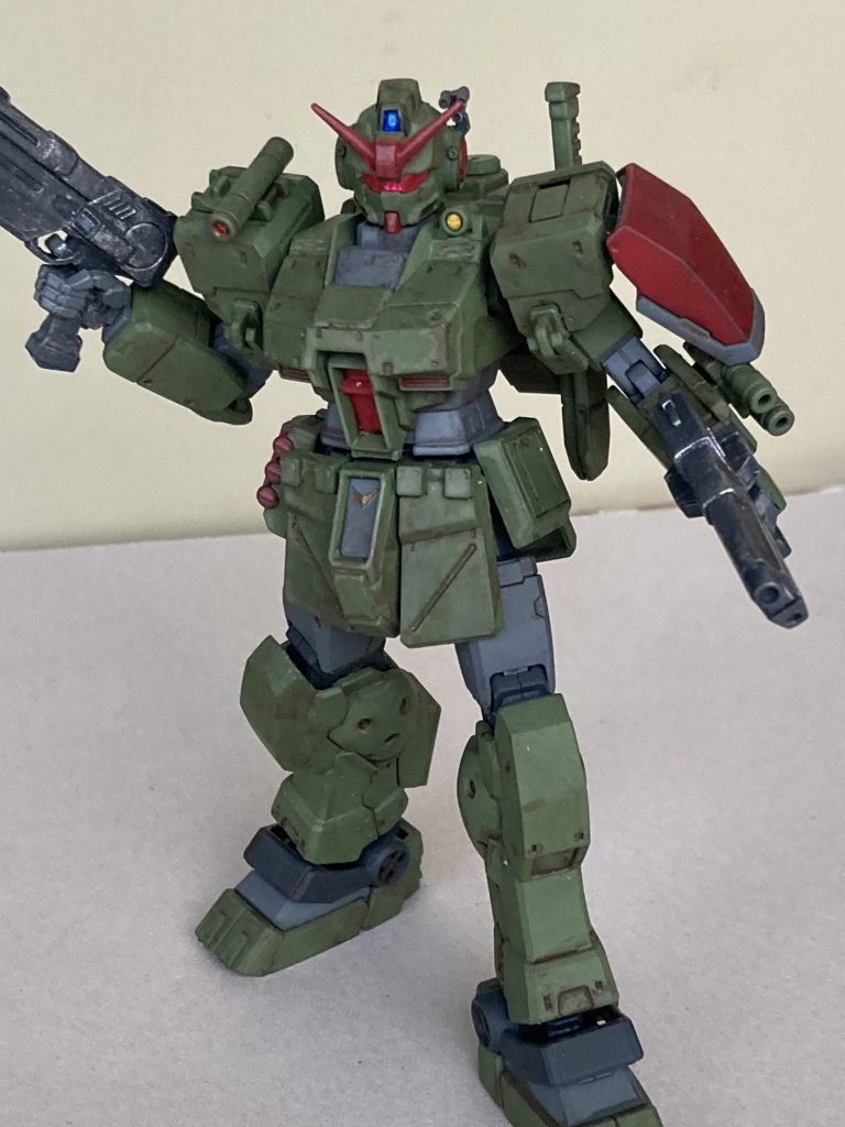 アクリルガッシュで汚しを入れました。