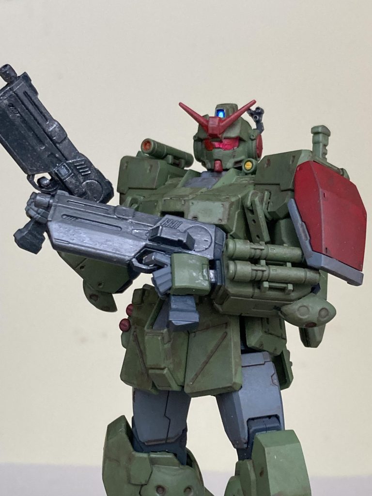 ハンドガンでかいね！このパーツの出典は分かりません。中古品購入したものに入ってました‥