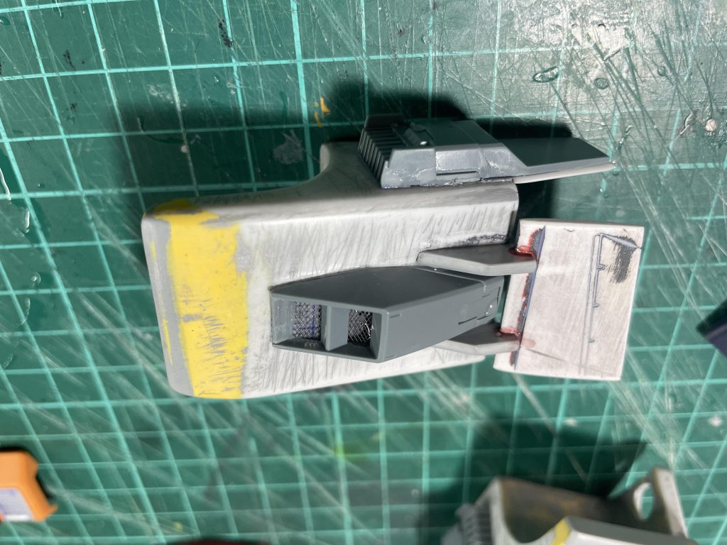 パテで重くなった肩💦