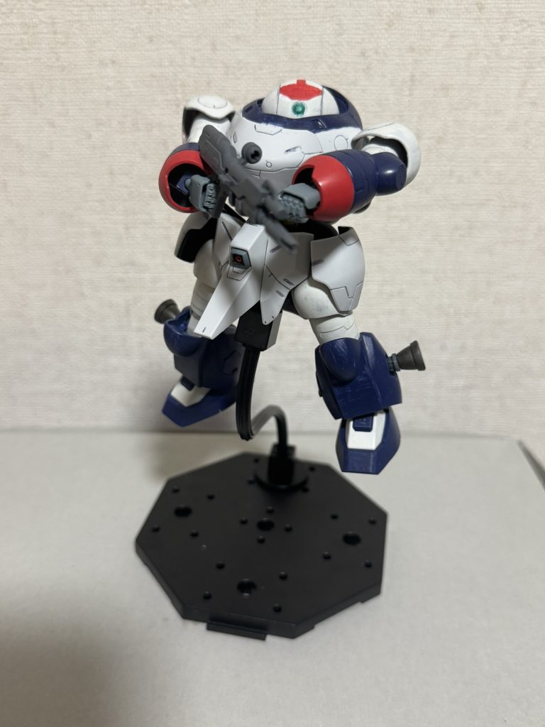 なんとなく手に入れたモンキーロディ。それをミキシングしようとついで買いしたマンロディ。しっくりくるようにハイモックのパーツを追加……。「ロディ」って言ったらアレだよなぁ、と思いつつ筆塗りの練習も兼ねて塗装したら、こんな風になりましたｗ　しかし筆塗りは手軽だけどムズいっっ！！