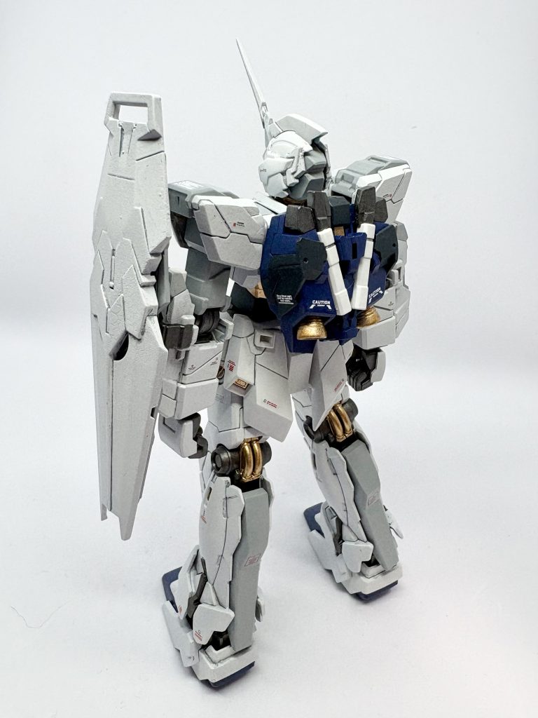 差し色に金。やり過ぎたかも。