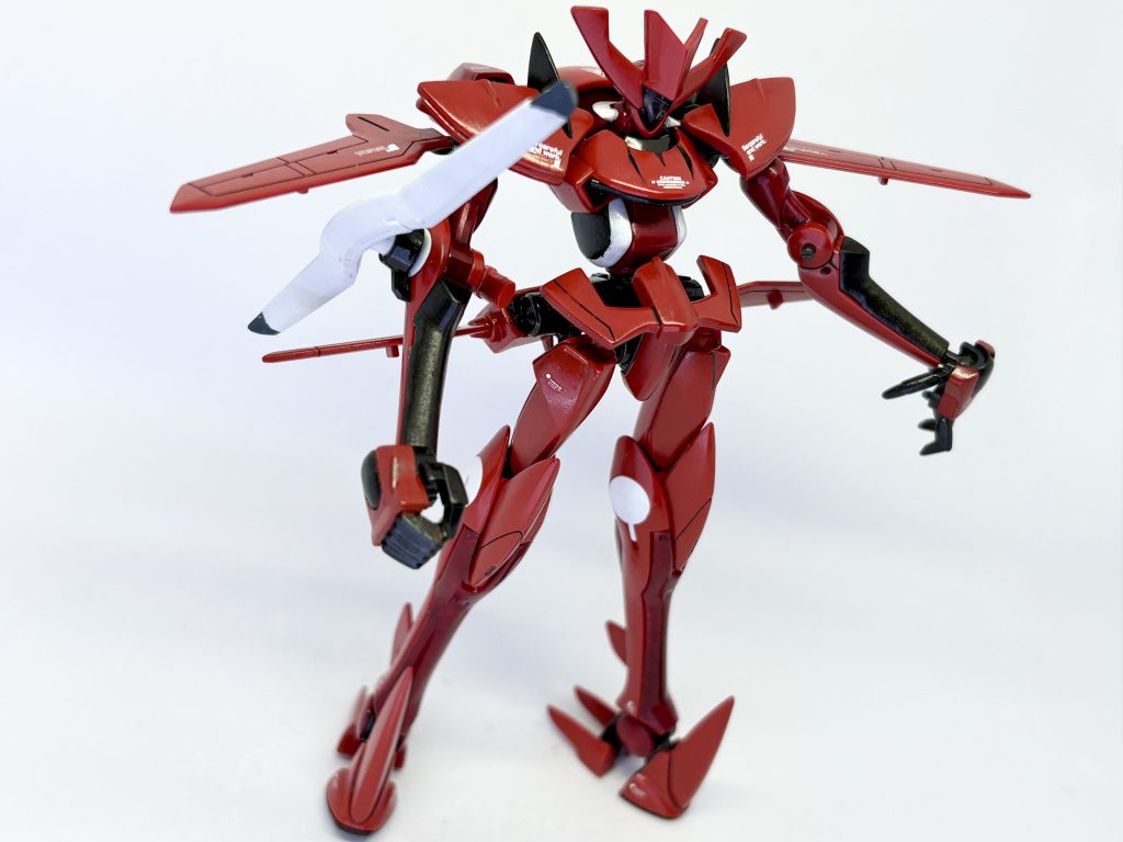 ほっそ！って思っていましたが、光沢ありで塗ると結構カッコいい。、