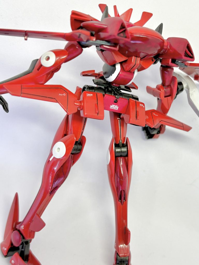 デカールも控えめです