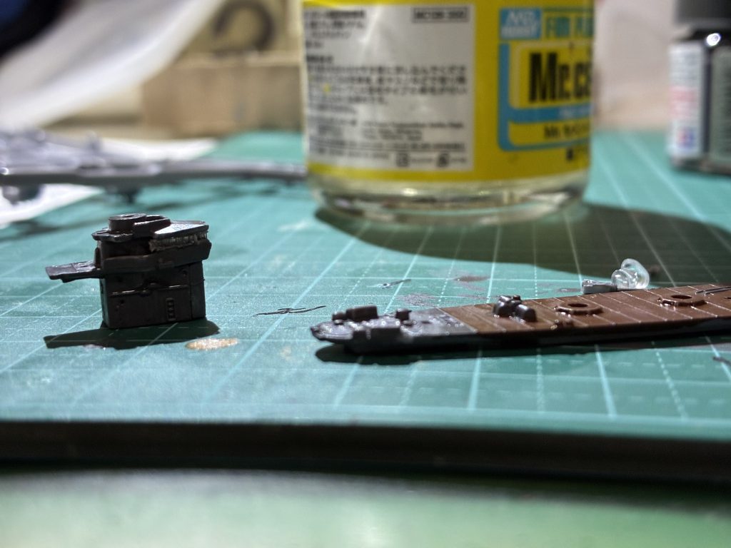 作品名：<p>ウォーターラインシリーズのアオシマ1/700駆逐艦初春1941を初霜1942として製作中です。つぶやきならガンプラ以外も投稿できることを知ったので投稿させていただきました。</p>
