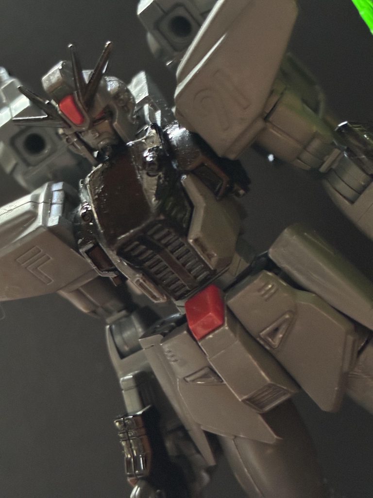 モノアイ風にしました圧倒的悪役感