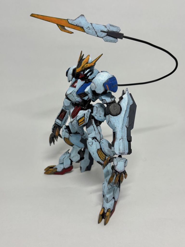 テイルブレードも良い感じに固定できます。