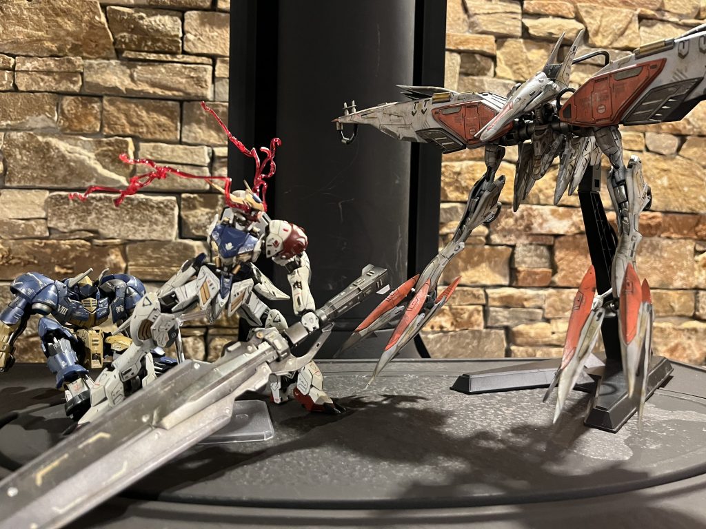 そして前回ヘルムヴィーゲ・リンカーを制作したのでヴァルキュリアバスターソードを持たせて名シーンを再現!!