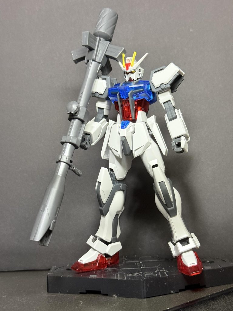 作品名：久しぶりに…<p>久しぶりにガンプラ作りました 1番くじEGストライクガンダムをパチ組み バンダイ脅威の技術力を堪能</p>
