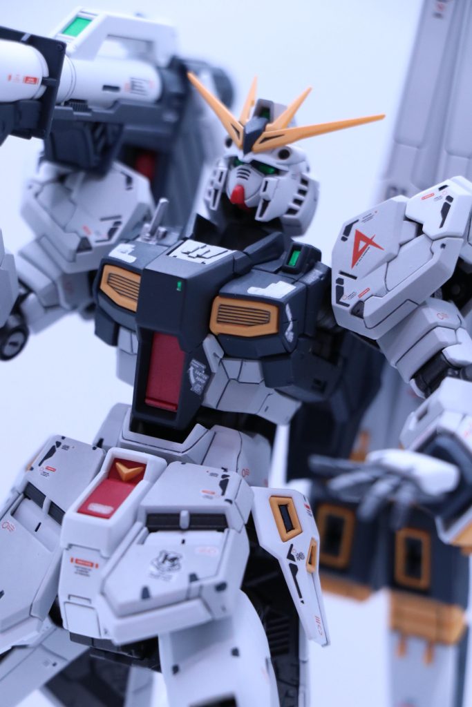 RG νガンダム–4枚目/制作者：テラ