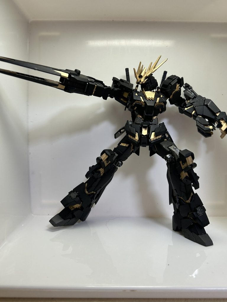 軽くポージングさせてみました