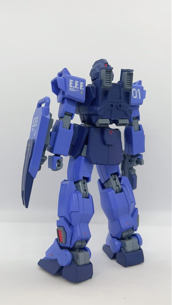 薄い青はホワイトが多くなってしまったのでやや明るめです。