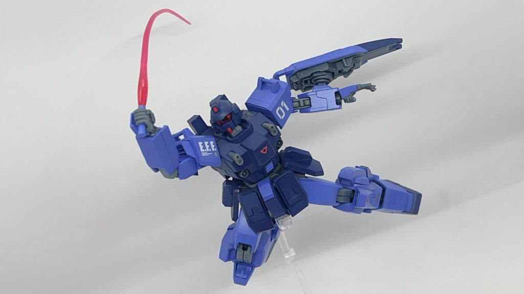 ビームサーベルは炙って雑に曲げてしまいました。