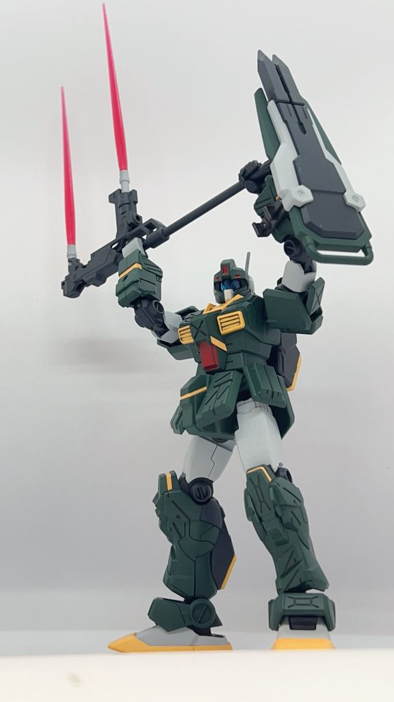 ツイン•ビーム•スピアが独特の武器です。