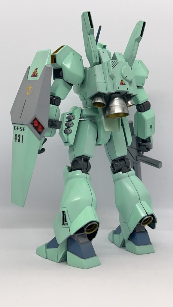 質素だけど飽きないデザインなのでしょうね。