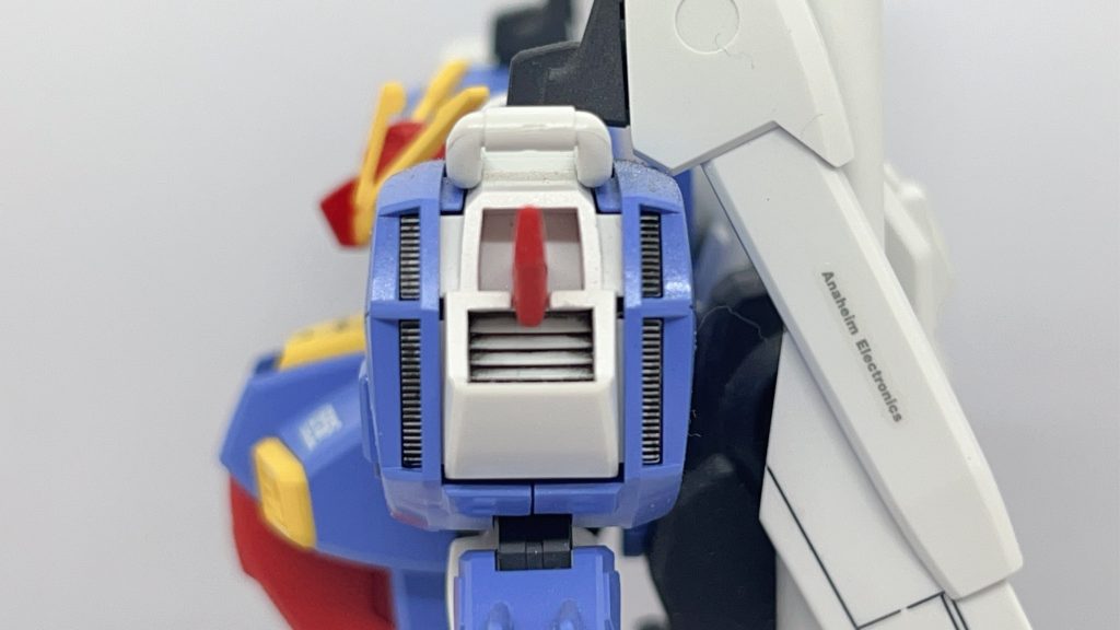 肩の幅もデカい！