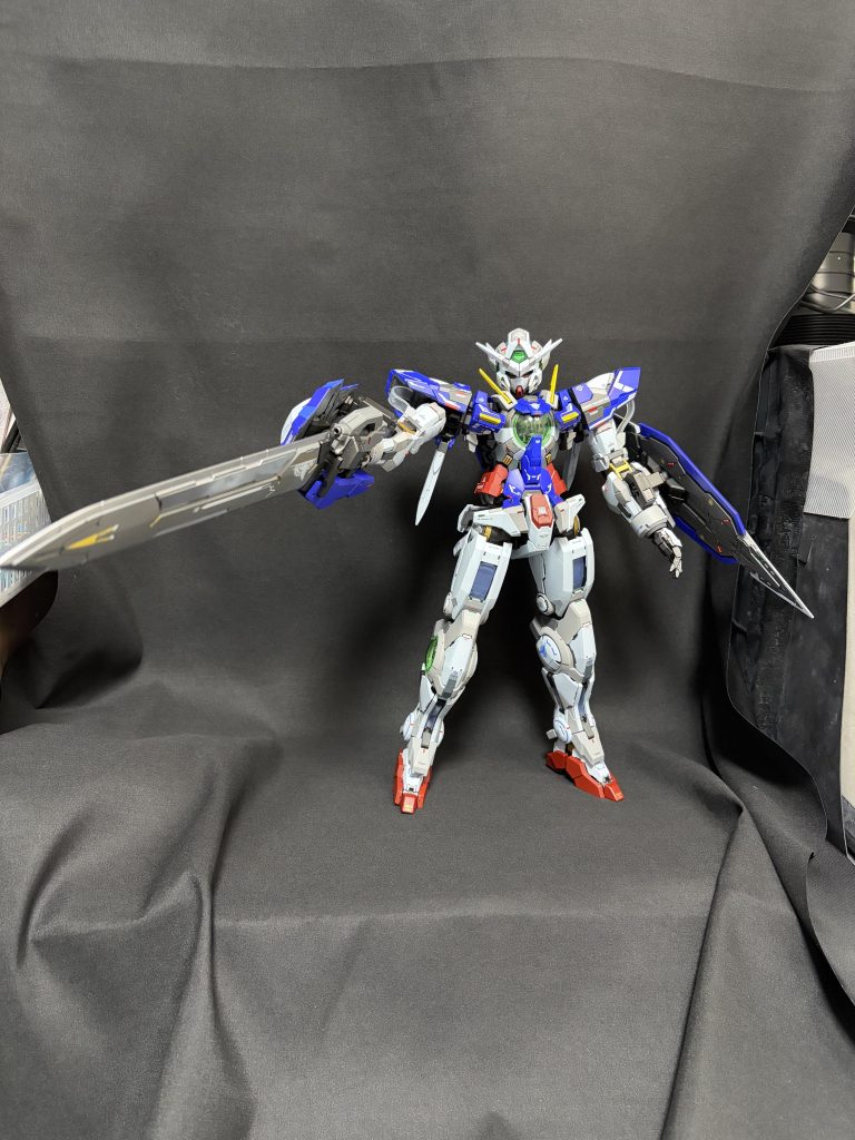 デカすぎてポージングが取りにくいのが難点ですが保持力はバッチリです！