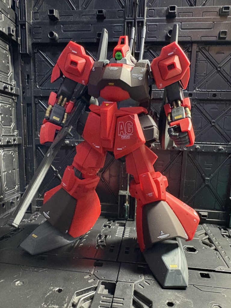 足のグレー、筆ムラが悪目立ちしています。チキショ😓