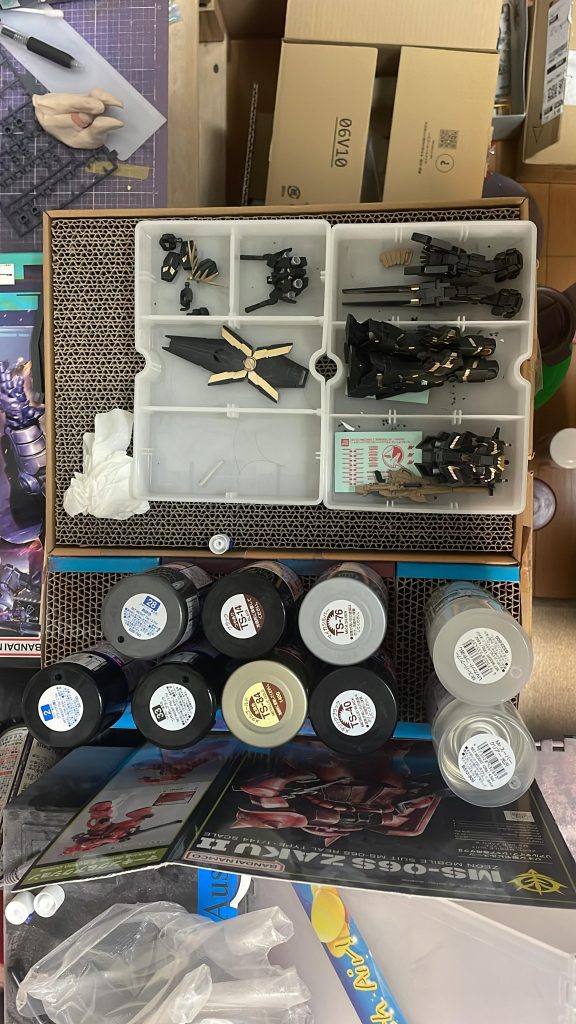 1⃣仮組 前2⃣仮組 後3⃣塗装する際の仕分け4⃣塗装中5⃣トップロードかけ完了6⃣組み立てフェイズ・使用した塗料