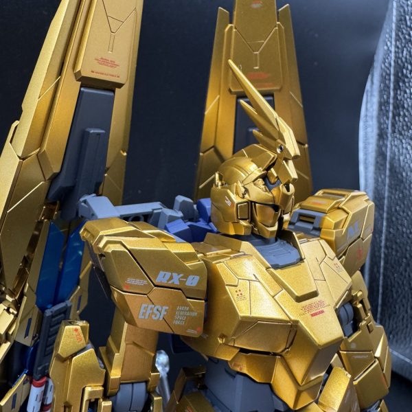 MGユニコーンガンダム3号機(フェネクス)