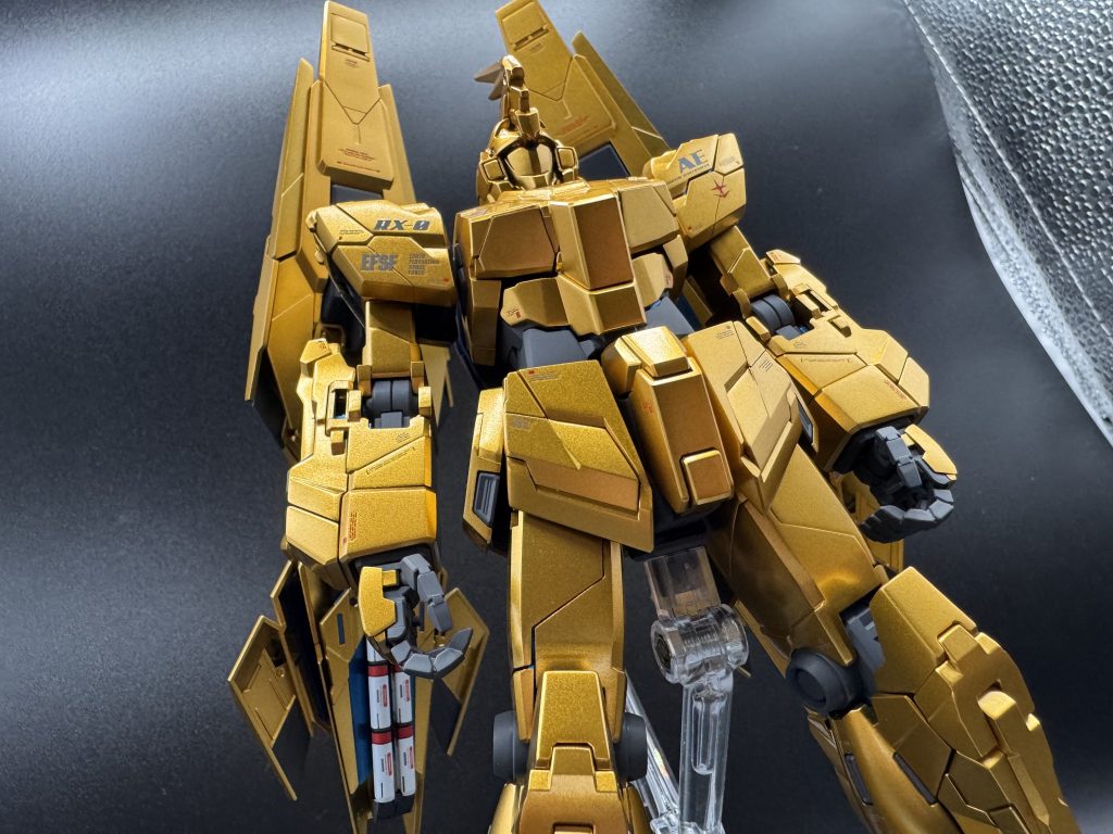 MGユニコーンガンダム3号機(フェネクス)–2枚目/制作者：マメリィ