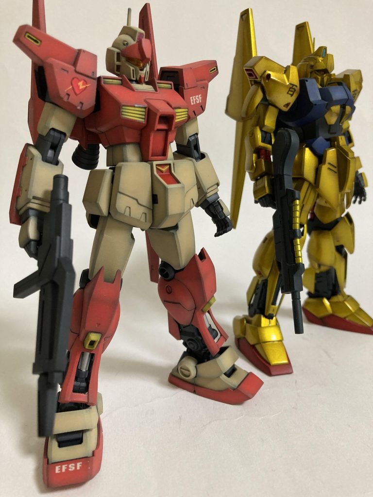 恒例のツーショットテスト機と完成機ケーラさんを意識してスタイリッシュになるよう各所を延長しましたウエストは細めに改修