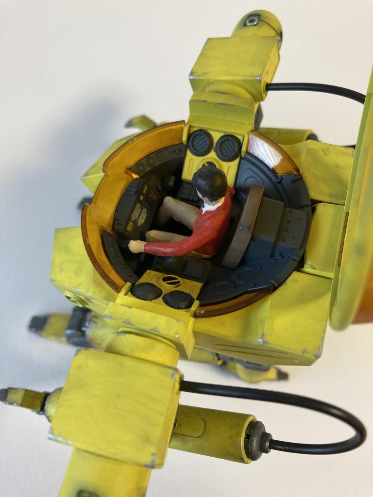 パイロットはハサウェイ君映画も無事に続けてもらえて良かったね✨操縦席のモニターは適当に『なにか表示されています』感を出しました