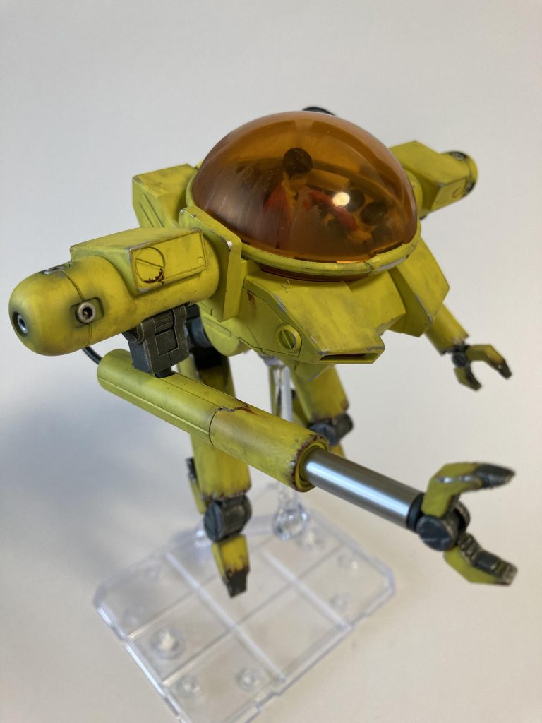 伸縮式のアームシリンダーは金属感を出しました(実在の重機もシリンダーだけはキレイです✨)