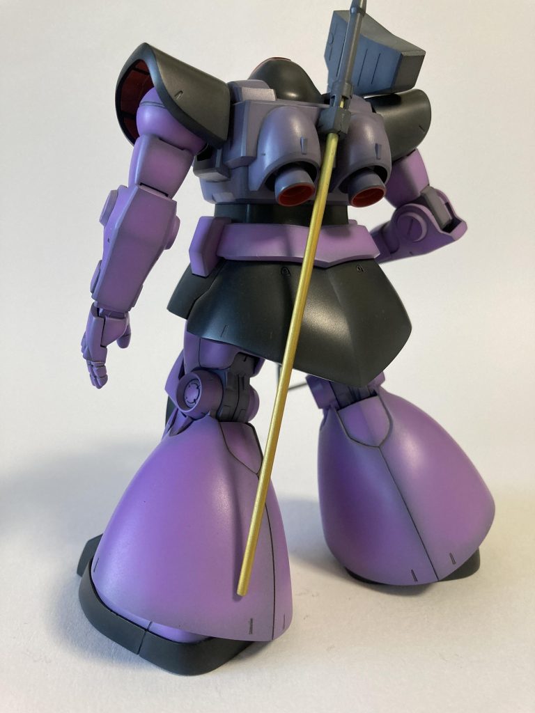 背中もシンプル