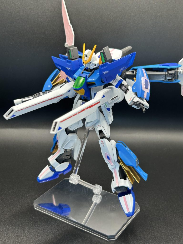 肩のセンサーはマテリアルシールを貼っています。