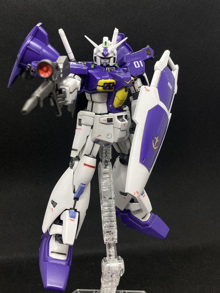 スタンド穴が無かったので、空けました