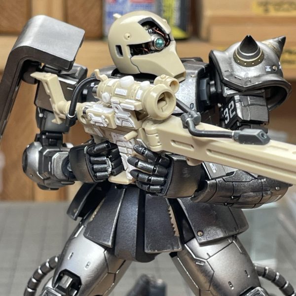 HG ザクⅠ スナイパータイプお試しで、ヘッドをすげ替えてヘッドスコープのサイズ感&雰囲気を確認。結構良さげな感じなのでコレで進めることにする（4枚目）