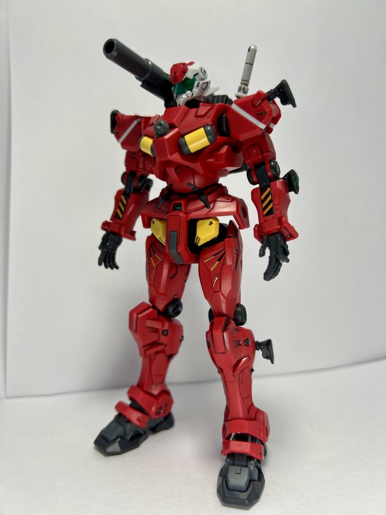 ごつくてかっこいいですよね。私的には01ガンダムと一緒に戦ってる軽キャノンを見たかったですね。