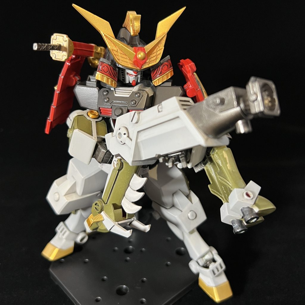 必殺武器を構えて...決め！SDにサポートメカが合体してリアル形態に‼︎自分の趣味全開で午年が始まりました今年もマイペースに模活していきます！！